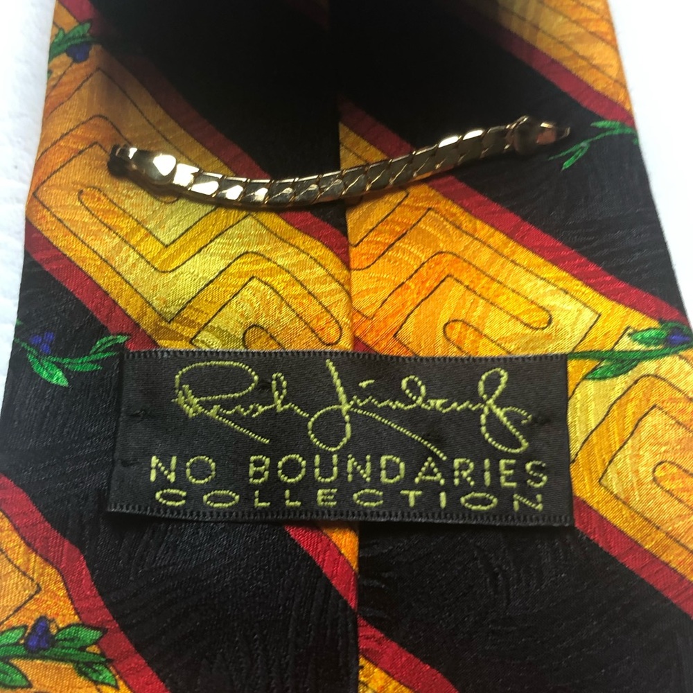 No Boundaries Mens Necktie